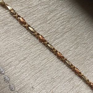 Tricolor XO bracelet ❌❤️⭕️